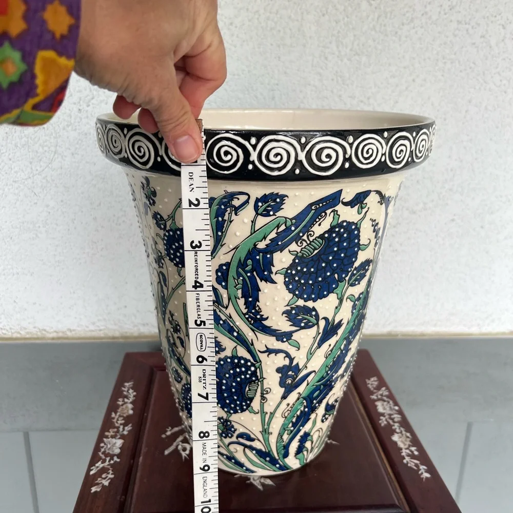 Blue & White❤️Green Floral Handprinted Vase❤️Nakkas Pottery